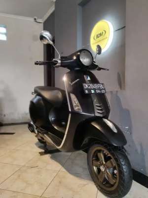 Jual bekas PIAGGIO VESPA PRIMAVERA TAHUN 2014 PAJAK HIDUP SURAT LENGKAP,lokasi di Denpasar Selatan