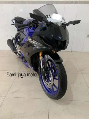 Jual bekas R15 tahun 2022 - sami jaya motor balikpapan,lokasi di Balikpapan Kota