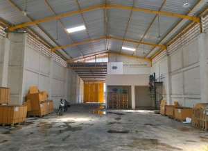 Raya Tropodo Waru Sidoarjo lokasi di ",
          price: `250000000`,
          currency: `IDR`
    };


    let pageData = {
        viewPhoneModalField: , tersedia melalui melalui situs Lamudi