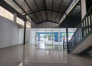 Raya Wonokromo lokasi di jagir, tersedia melalui melalui situs Lamudi