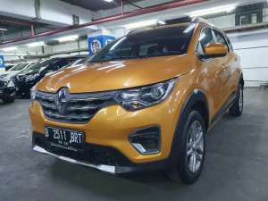 Jual bekas Renault Triber RXZ AT 2022 FullOriginal SepertiBaru Gressss Istimewa,lokasi di 