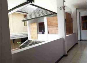 RING 1 UNDIPKOSRUMAH DI JL TEMBALANG BARU PERUMDA TEMBALANG SEMARANG lokasi di ",
          price: `6500000000`,
          currency: `IDR`
    };


    let pageData = {
        viewPhoneModalField: , tersedia melalui melalui situs Lamudi
