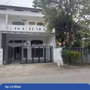 Ruko baru dalam komplek di rancaekek dekat cileunyi bandung , tersedia melalui melalui situs Rumah123