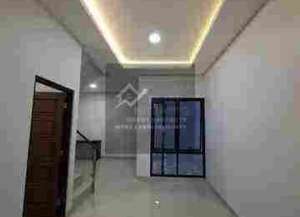 ruma baru Bintara dkt duren sawit lokasi di bintara, tersedia melalui melalui situs Lamudi