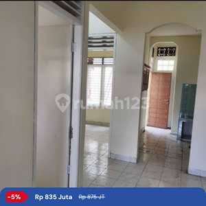 Rumah 1 Lantai, Rumah Taman Royal 3 Bebas Banjir. , tersedia melalui melalui situs Rumah123