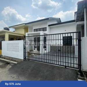 Rumah 1lantak Cantik Dlm Komplek, Lokasi Gaperta Kelambir V , tersedia melalui melalui situs Rumah123