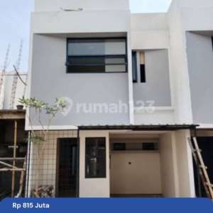 Rumah 2 Lantai Baru di Sawangan, Kota Depok , tersedia melalui melalui situs Rumah123