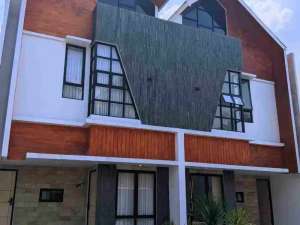 Rumah 2 lantai claster dekat jl utama tol Cilangkap Tapos Depok narafa lokasi di Tapos, tersedia melalui melalui situs Olx