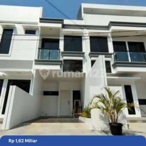 Rumah 2 Lantai dekat area perkantoran di cempaka Putih Jakarta Pusat , tersedia melalui melalui situs Rumah123