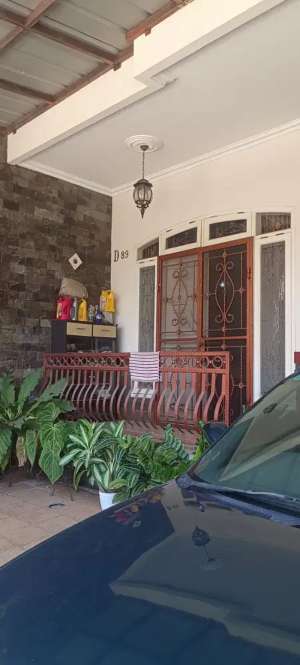 RUMAH 2 LANTAI DI ISLAMIC VILLAGE CLUSTER ILHAMI lokasi di Karawaci, tersedia melalui melalui situs Olx