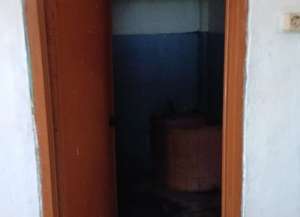 Rumah 2 Lantai di Komplek Griya Bandung Asri lokasi di ",
          price: `149000000`,
          currency: `IDR`
    };


    let pageData = {
        viewPhoneModalField: , tersedia melalui melalui situs Lamudi