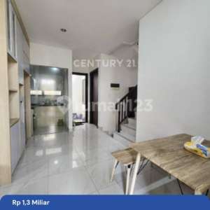 Rumah 2 Lantai Furnished Di Cluster Gracia Lavon Swan City Cikupa , tersedia melalui melalui situs Rumah123