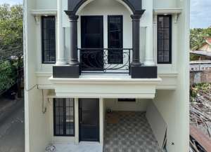 Rumah 2 Lantai Jagakarsa Under 1 Milyar Dekat Stasiun KRL Dan Jl Kahfi 2 lokasi di jagakarsa, tersedia melalui melalui situs Lamudi