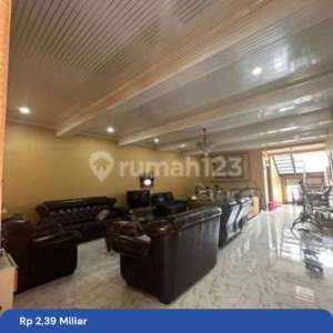 Rumah 2 Lantai Murah Di Megah Cinere Cinere Depok Jawa Barat , tersedia melalui melalui situs Rumah123