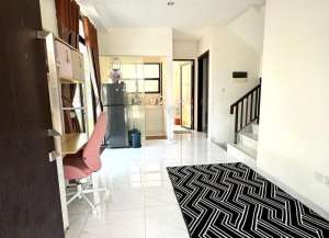 Rumah 2 Lantai Semifurnish di Lavon Swancity Tinggal Bawa Koper lokasi di cikupa, tersedia melalui melalui situs Lamudi