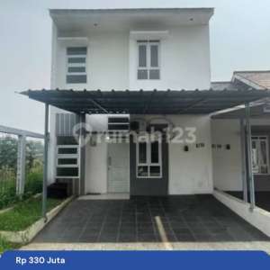 Rumah 2 Lantai Siap Huni Strategis Dekat Toll Green Java Kemang, Bogor , tersedia melalui melalui situs Rumah123