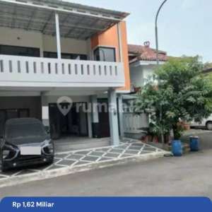 Rumah 2 lantai siap huni di Taman Kenari Cibubur , tersedia melalui melalui situs Rumah123