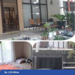 Rumah 2 Lantai Siap HuniBagus Ada Kolam Renang Dalam Cluster, Cosmo Estate ,Lippo Cikarang , tersedia melalui melalui situs Rumah123