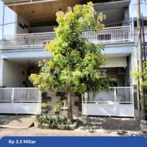 Rumah 2 Lantai Siap Huni Babatan Pratama Selangkah Ke Mall Ptc , tersedia melalui melalui situs Rumah123