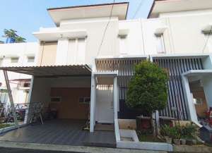 Rumah 2 Lt SHM 15 Mnt ke Mall Paradise Walk Serpong Siap KPR J-38258 lokasi di gunung-sindur, tersedia melalui melalui situs Lamudi