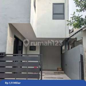 Rumah 2 Lt SHM Siap Huni 10 Menit ke Stasiun Universitas Indonesia J-37255 , tersedia melalui melalui situs Rumah123