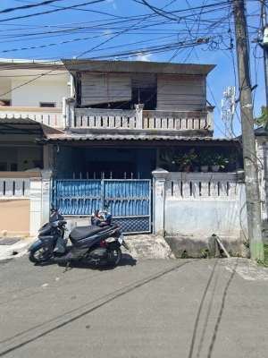 Rumah 2 Lt Strategis 6 Mnt ke Green Sedayu Mall Siap Huni J-33811 lokasi di Cengkareng, tersedia melalui melalui situs Olx