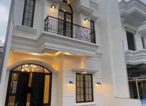 Rumah 2 Mezanine Strategis Dekat Kampus USU Jl Seia Budi Melur V lokasi di amplas, tersedia melalui melalui situs Lamudi