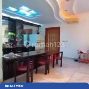 Rumah 2Lt Luas 1117m Semi Furnished Bukit Gading Villa Kintamani , tersedia melalui melalui situs Rumah123