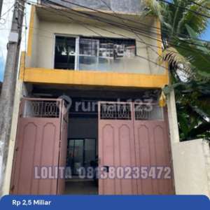 Rumah 3 Lantai Ex Konveksi Luas 267m Di Lengkong Karya Serpong , tersedia melalui melalui situs Rumah123