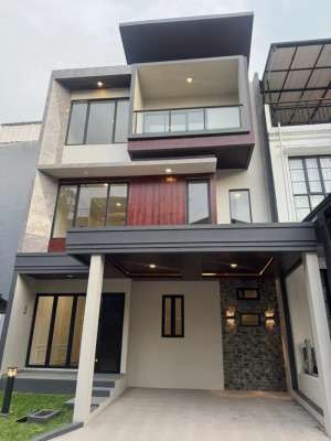 Rumah 3 lantai Mewah Brand New gading Serpong lokasi di Gading Serpong, tersedia melalui melalui situs Olx