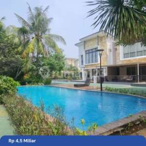 Rumah 3 Lantai Shm 51 Kamar Luas 350m Foresta Bsd City , tersedia melalui melalui situs Rumah123