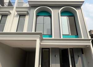 Rumah 3 Lantai Termurah Tanah Terluas di Jakarta Timur Harga Mulai 1M lokasi di ",
          price: `1729175000`,
          currency: `IDR`
    };


    let pageData = {
        viewPhoneModalField: , tersedia melalui melalui situs Lamudi