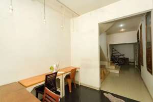 Rumah 3 Lt Hadap Timur 13 Mnt ke Stasiun Cibitung Bisa Nego J-28815 lokasi di Cikarang Barat, tersedia melalui melalui situs Olx