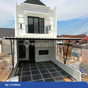 Rumah American Classic Dekat Taman Mini Dan Stasiun Lrt Di Ceger Jakarta Timur , tersedia melalui melalui situs Rumah123