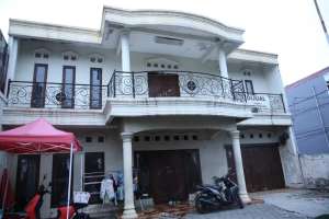 Rumah area deplu pondok aren dekat jln raya h adam malik lokasi di Pesanggrahan, tersedia melalui melalui situs Olx