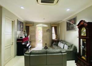 Rumah Bagus 2 Lantai di Cluster Oakwood Lippo Cikarang lokasi di cikarang-selatan, tersedia melalui melalui situs Lamudi