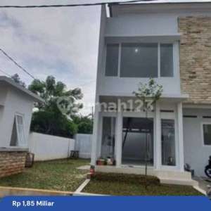 Rumah bagus siap huni, hanya 10 menit dari gerbang tol Ciledug. , tersedia melalui melalui situs Rumah123