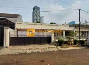 Rumah Bagus Tanah Sangat Luas Dalam Komplek Eksklusif di Jaya Mandala Kuningan lokasi di menteng-dalam, tersedia melalui melalui situs Lamudi