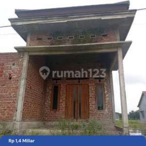 Rumah Bangunan Baru Kondisi 70 Lokasi Tengah Kota Brebes , tersedia melalui melalui situs Rumah123