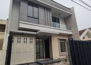Rumah baru area Manyar Kertoadi, Surabaya lokasi di kedungdoro, tersedia melalui melalui situs Lamudi