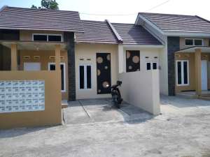 Rumah Baru Dan Bagus Lingkungan Asri Cluster Cibuk Seyegan Godean Km 9 lokasi di Sleman, tersedia melalui melalui situs Olx
