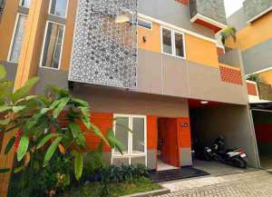 Rumah Baru Di Jagakarsa Siap Huni Akses 2 mobil 173, Di Jakarta Selatan jaksel lokasi di ",
          price: `2100000000`,
          currency: `IDR`
    };


    let pageData = {
        viewPhoneModalField: , tersedia melalui melalui situs Lamudi