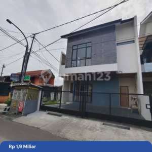 Rumah Baru Gaya Modern Siap Huni Di Sekelimus Buahbatu Bandung , tersedia melalui melalui situs Rumah123