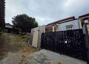 Rumah Baru Gres Bagus Murah di Mangunsari Gunungpati lokasi di ",
          price: `630000000`,
          currency: `IDR`
    };


    let pageData = {
        viewPhoneModalField: , tersedia melalui melalui situs Lamudi