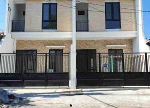 RUMAH BARU GRESS NIRWANA EXECUTIVE DEKAT RUNGKUT MERR JUANDA lokasi di rungkut, tersedia melalui melalui situs Lamudi