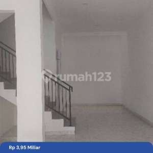 Rumah Baru Janur Kuning, Kelapa Gading , tersedia melalui melalui situs Rumah123