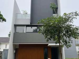 RUMAH BARU MODERN MINIMALISTIC THE GREEN ROYAL BLOSSOM BSD lokasi di Serpong, tersedia melalui melalui situs Olx