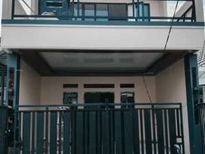 Rumah Baru Regensi Melati Mas Jelupang lokasi di Serpong Utara, tersedia melalui melalui situs Olx