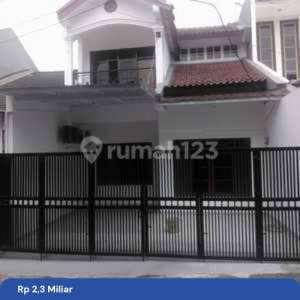 Rumah Baru Renov Di Pondok Bambu Jakarta , tersedia melalui melalui situs Rumah123