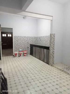 Rumah Baru Renov Siap Huni Lokasi Baruk Utara Rungkut Surabaya lokasi di Rungkut, tersedia melalui melalui situs Olx